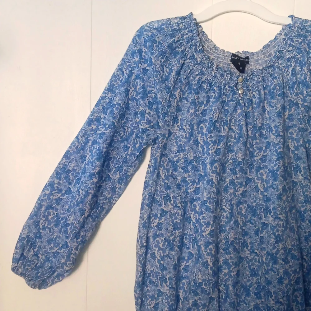 Ralph Lauren Girls Boho Blue & White Floral Long Sleeve Smocked Blouse 14
